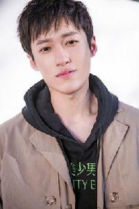 張何昊臻 張何昊臻