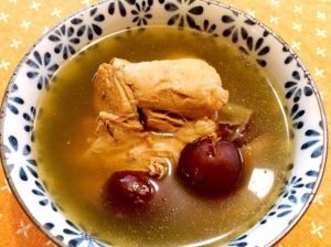 雞骨草豬肉煲紅棗 雞骨草豬肉煲紅棗