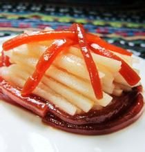 蜜汁京糕雪梨絲