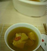 金蟲草淮山雞湯