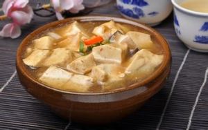 冬菇筍燉老豆腐 冬菇筍燉老豆腐