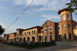 陽光首院 陽光首院