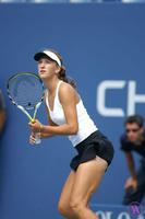 維多利亞·阿扎倫卡