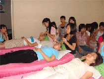 （圖）女子保健美容班