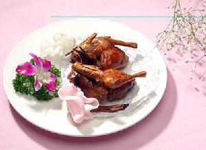 脆皮乳鴿 脆皮乳鴿