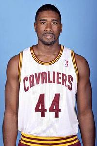 里昂·鮑威 里昂·鮑威