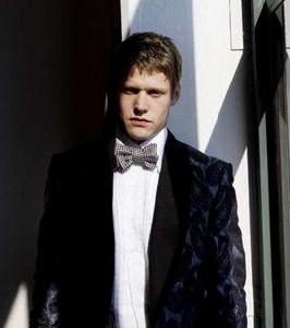 扎齊·羅伊瑞格 扎齊·羅伊瑞格