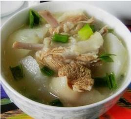 羊肉煲白蘿蔔 羊肉煲白蘿蔔