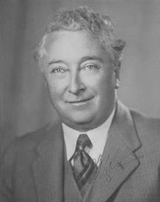 約瑟夫·萊恩斯 約瑟夫·萊恩斯