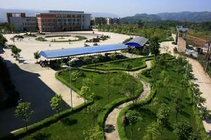 四川省宜賓縣二中