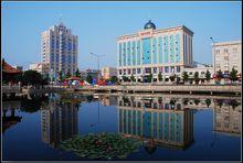 諸城市廣播電視台大樓及龍塔