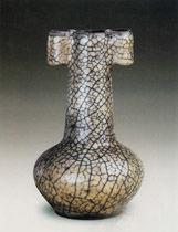 南宋哥窯米黃釉貫耳長頸瓶 南宋哥窯米黃釉貫耳長頸瓶