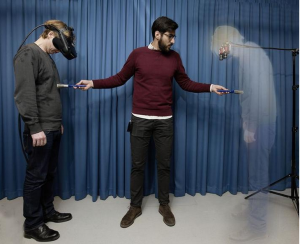 虛擬現實眼罩創造的隱身環境