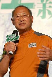 李渤生 李渤生