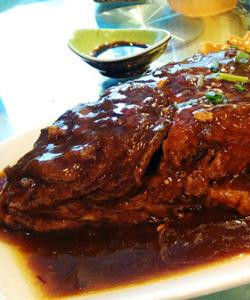 醬燒鯉魚頭 醬燒鯉魚頭