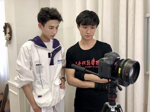 辜怡豪為《我不是寶寶》導演MV