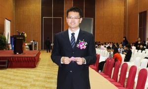 秦曉東[青年整形外科專家]