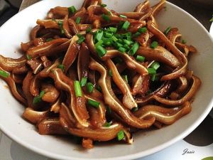 香辣鹵豬耳 香辣鹵豬耳