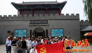 白洋淀雁翎隊紀念館如今已成為紅色旅遊的熱點。