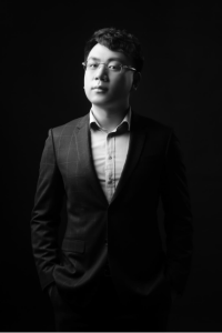 夏青[微視角集團董事長]