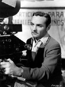 奧斯華·莫里斯