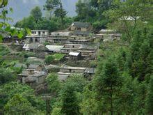 牛波獨紅村 牛波獨紅村