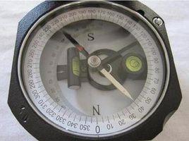 磁方位角 磁方位角