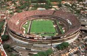 千年體育場 千年體育場