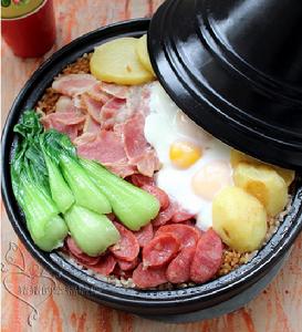 培根香腸煲仔飯