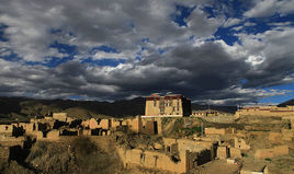拉加里王宮遺址 拉加里王宮遺址
