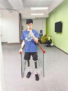 李安強[汶川男孩]