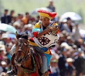 （圖）達瑪節的精彩馬術