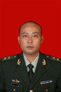 周德林[陝西某預備役炮兵團團長]