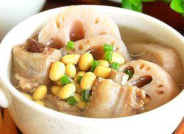 蓮藕黃豆排骨湯 蓮藕黃豆排骨湯