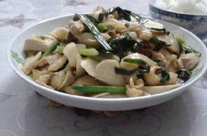 雞肉炒杏鮑菇 雞肉炒杏鮑菇