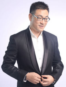 王海倫 董事長[杭州聖妮工藝品有限公司董事長]