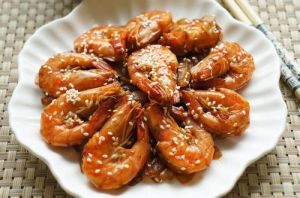 洋蔥芝麻爆蝦 洋蔥芝麻爆蝦