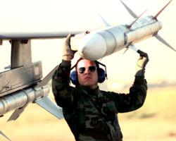 AIM-120中程空對空飛彈 AIM-120中程空對空飛彈