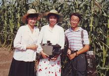 左敬一丹，右我的助手小鋼