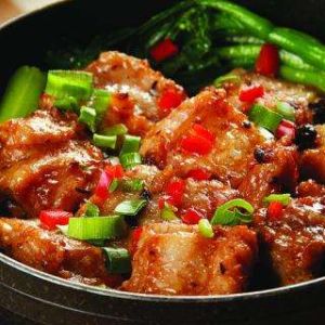 秋冬進補鴿肉煲仔飯 秋冬進補鴿肉煲仔飯