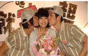 《愛就宅一起》劇照