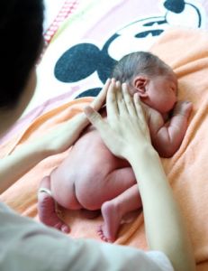 新生兒撫觸 新生兒撫觸