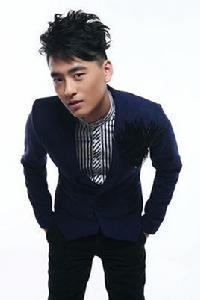 段煉[2012中國紅歌會六強選手]