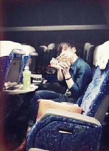 tk[凜として時雨成員]