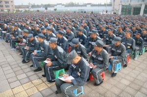 痛自創艾 痛自創艾