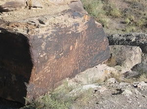 卡莫尼卡谷地岩畫