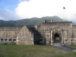 琉璜山丘要塞國家公園