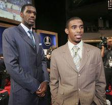 康利（右）與奧登參加NBA選秀