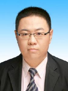 鄭越[著名青年律師]