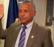 查理·博爾登 查理·博爾登